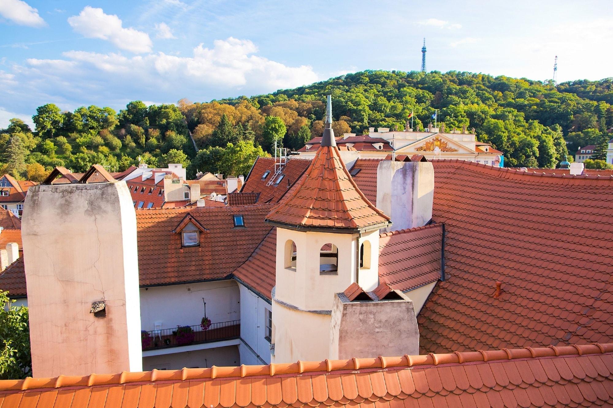Hotel Golden Key Prague Castle Εξωτερικό φωτογραφία