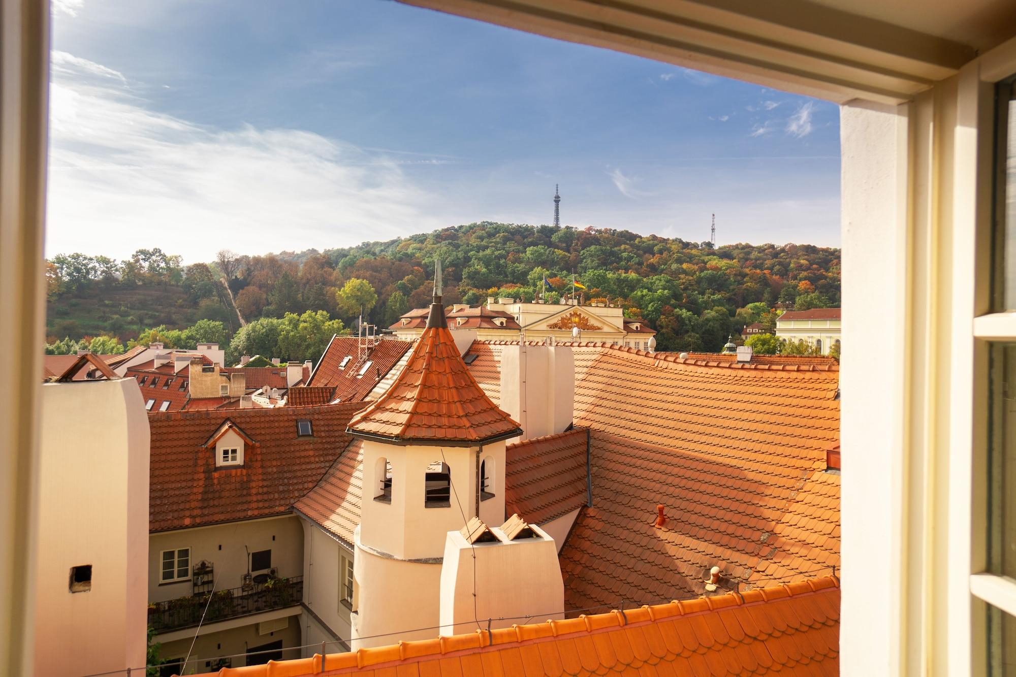 Hotel Golden Key Prague Castle Εξωτερικό φωτογραφία