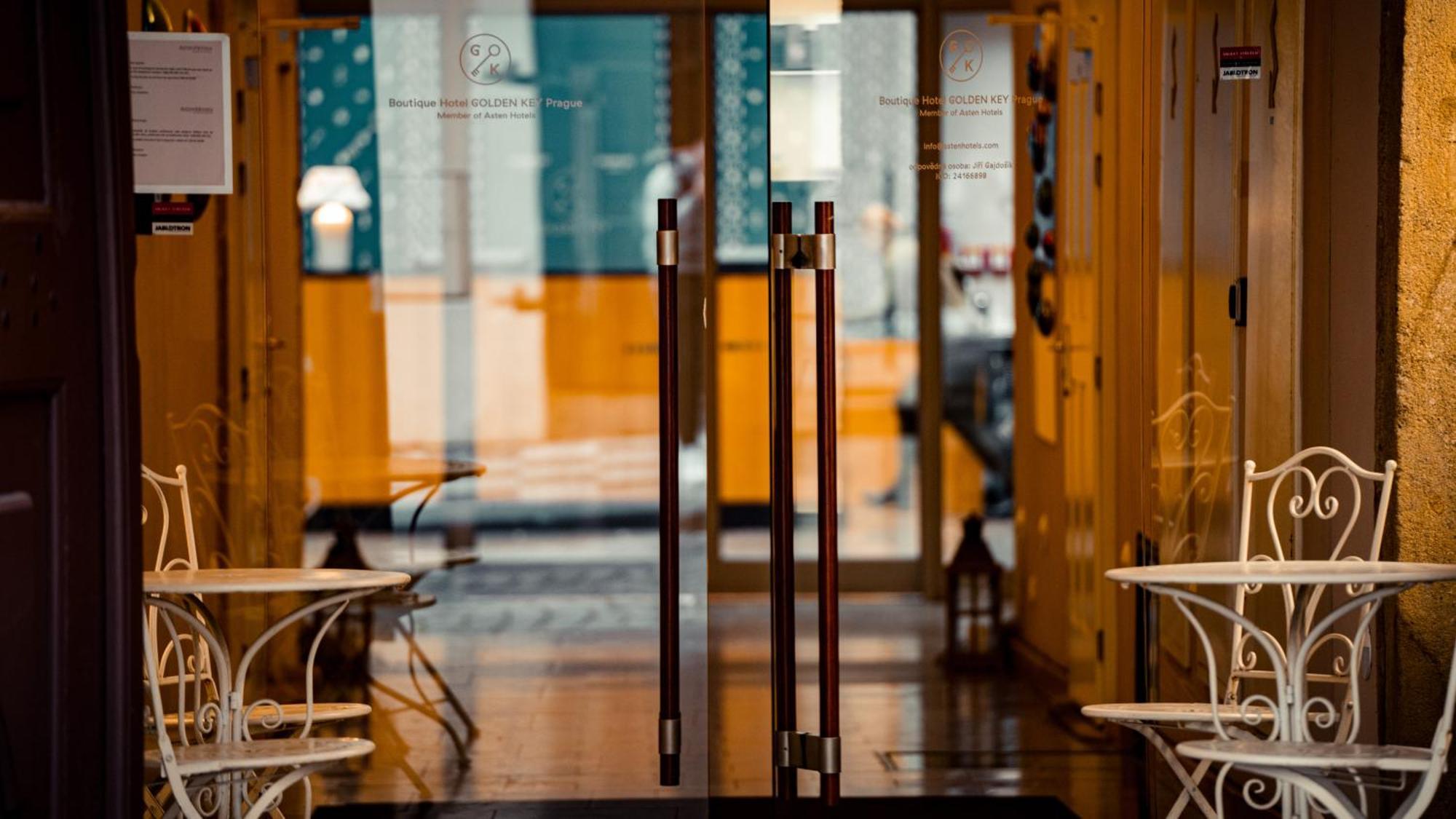 Hotel Golden Key Prague Castle Εξωτερικό φωτογραφία